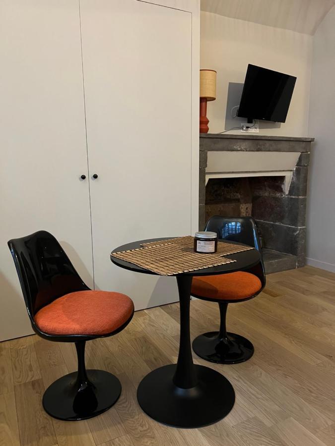Lucas II Appartement 35 M2 Hotel Particulier XVII Ieme Siecle Centre Historique Clermont-Ferrand Cathedrale Buitenkant foto